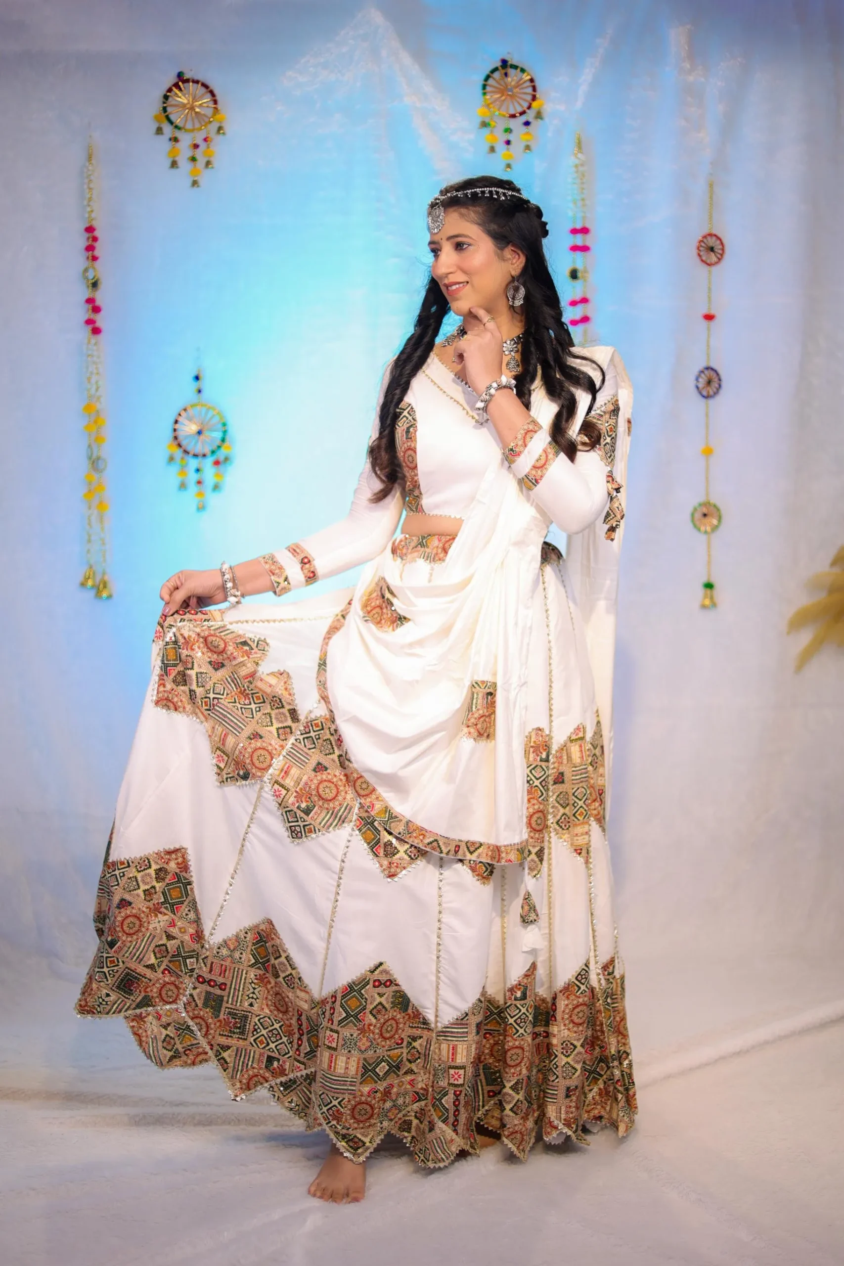 White Traditional Embroidered Ghagra Choli with Dupatta - Image 3