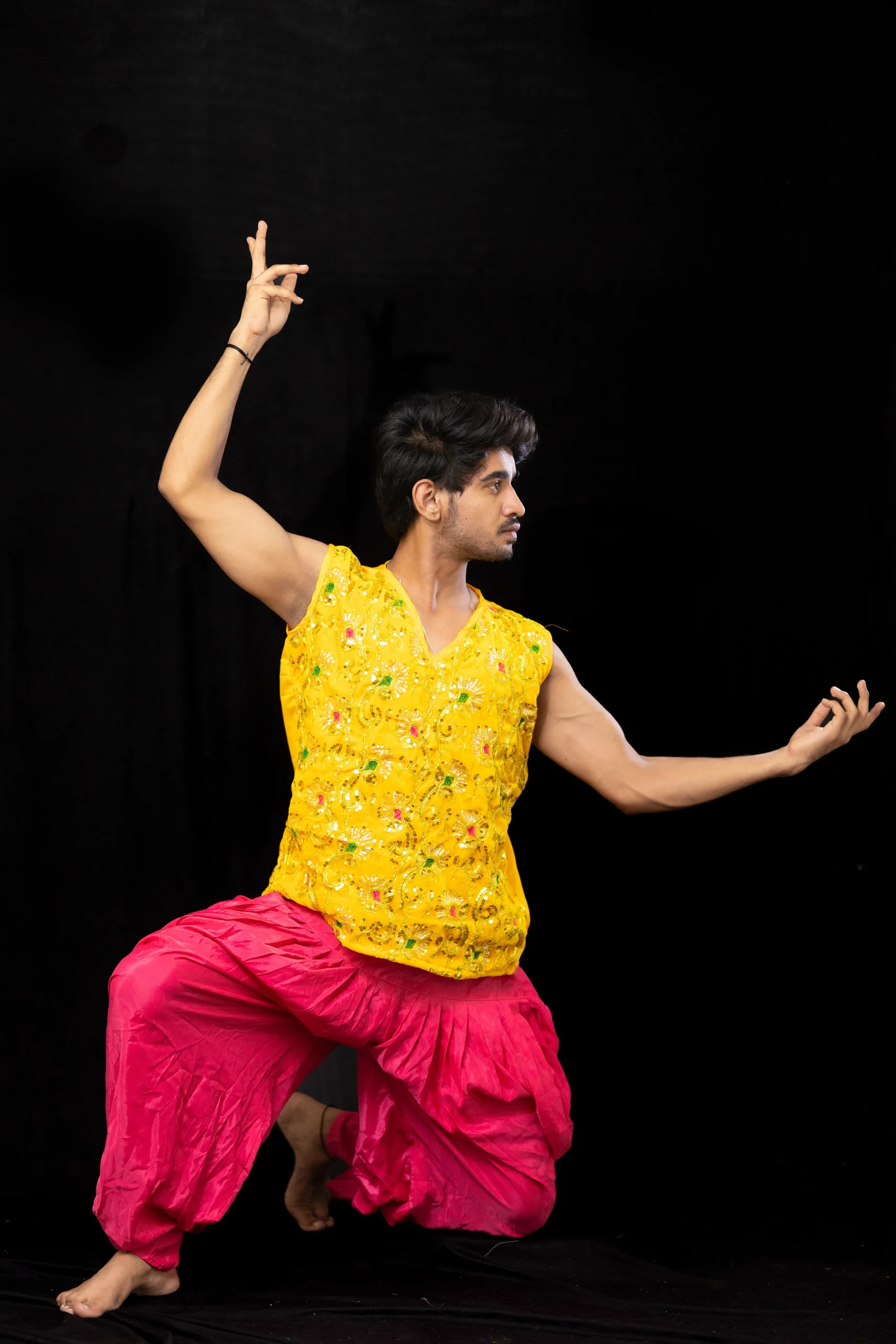 Yellow Sequin Kurta with Pink Dhoti – Men’s Dance Costume - Image 6